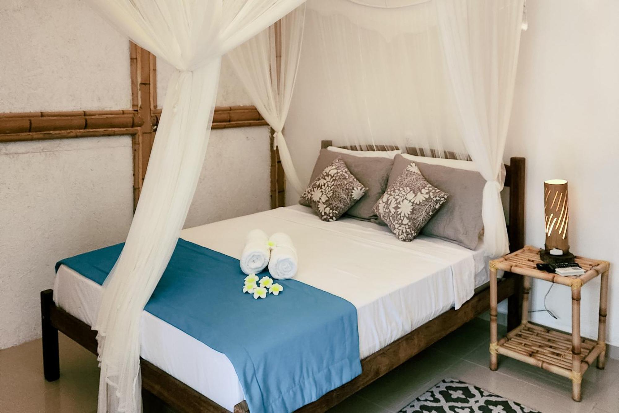 Inn Velinn Bali Itamambuca 2*
